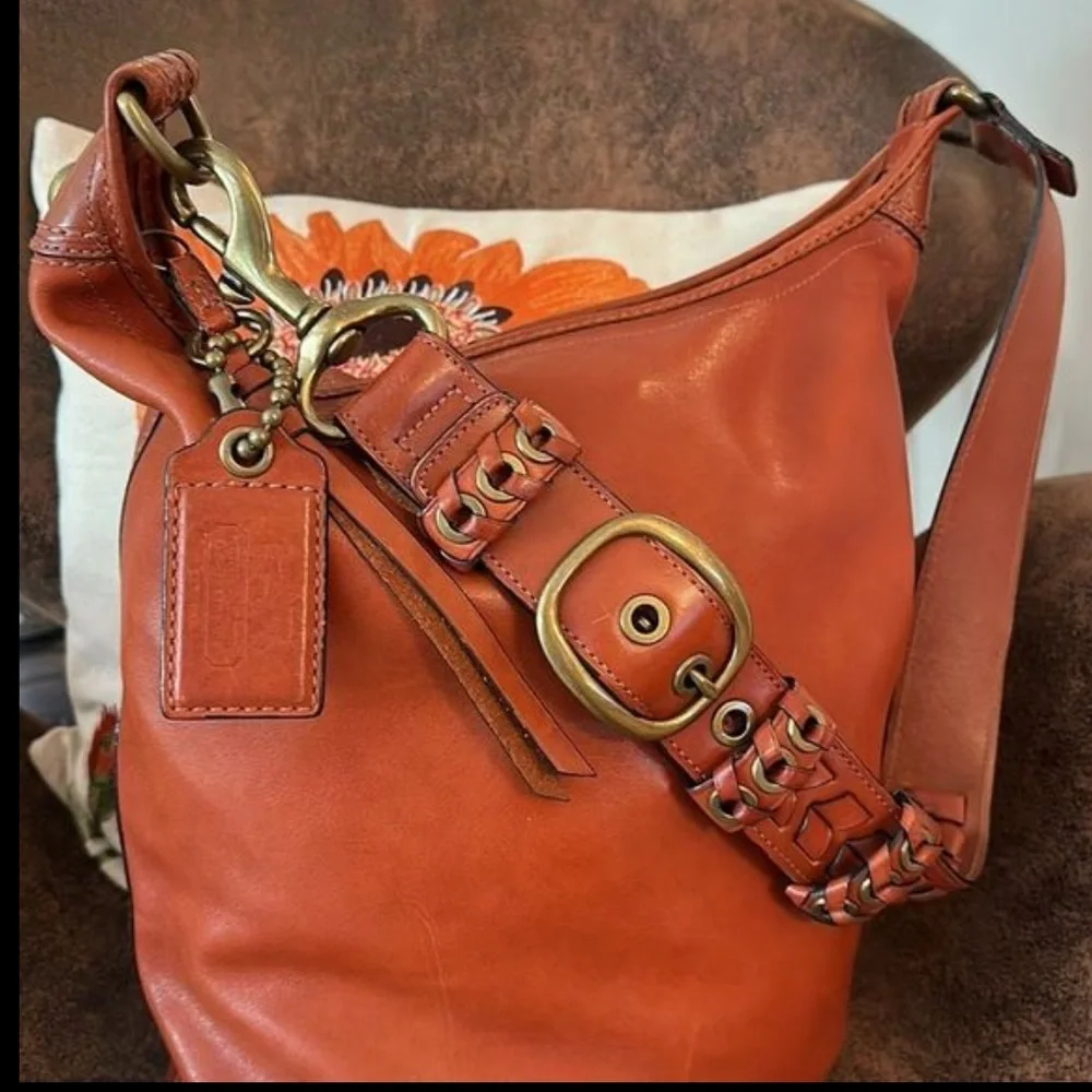RARE COACH 11423 BLEECKER DUFFLE LEATHER w/OG HANGTAG SHADE OF WHISKEY RUST - Picture 3 of 15